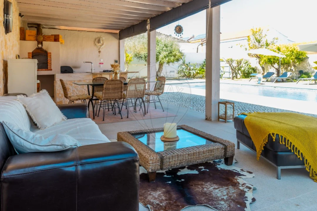 Moradia T5 para Venda em Vimieiro Foto 4