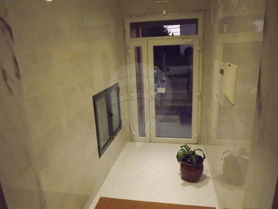 Apartamento T4 para Venda em Pinhal Novo Foto 8