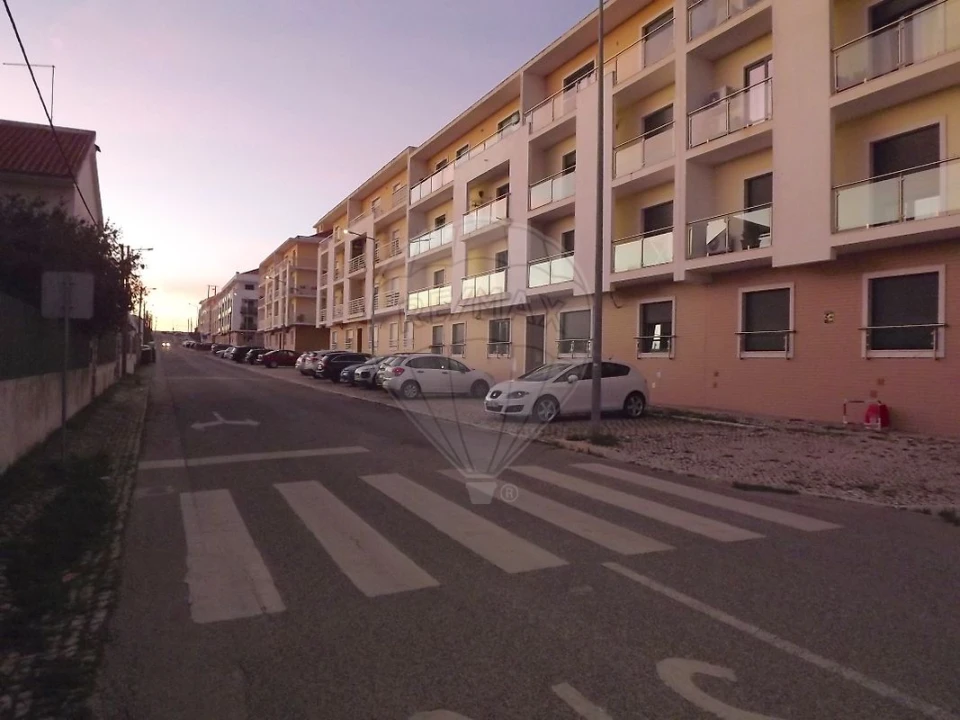 Apartamento T4 para Venda em Pinhal Novo Foto 6