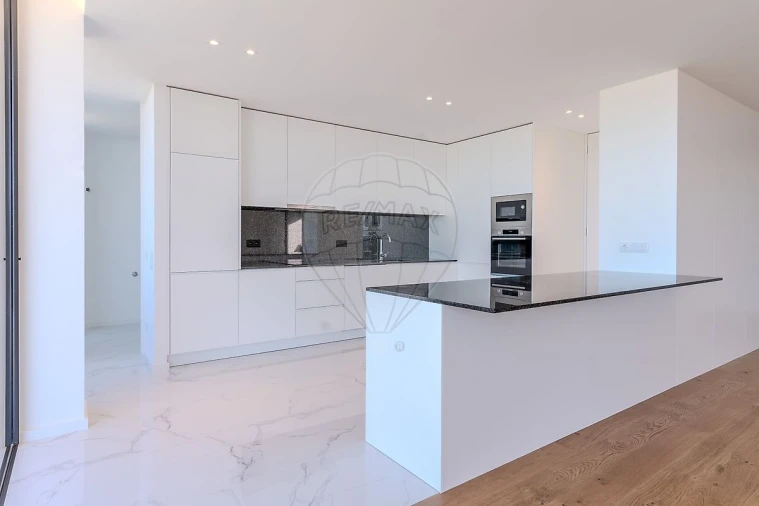 Apartamento T4 para Venda em Canidelo Foto 2