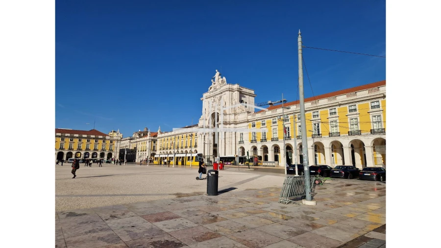 Escritório para Arrendamento em Santa Maria Maior Foto 35