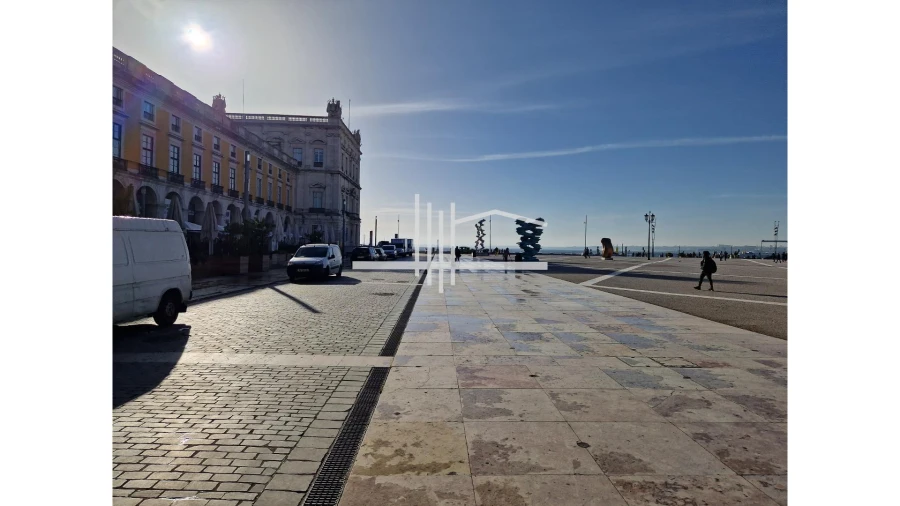 Escritório para Arrendamento em Santa Maria Maior Foto 5