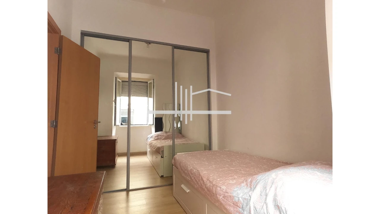 Apartamento T2 para Venda em Alcantara Foto 12