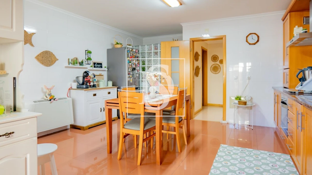 Apartamento T4 para Venda em Nossa Sra de Fatima Foto 8