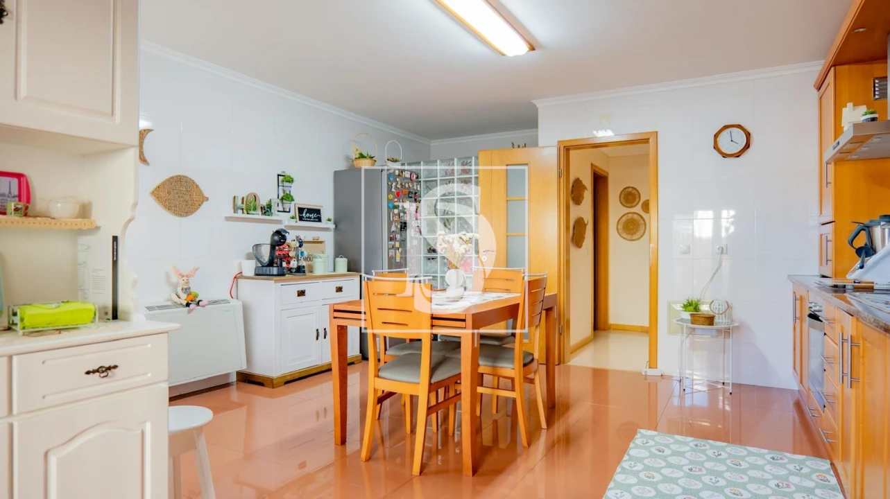 Apartamento T4 para Venda em Nossa Sra de Fatima Foto 9