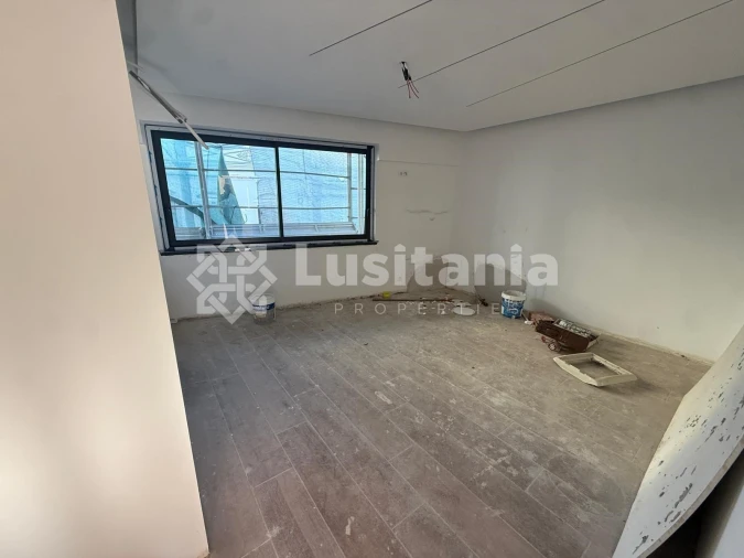 Apartamento T30 para Venda em Faro (Sé e São Pedro) Foto 5