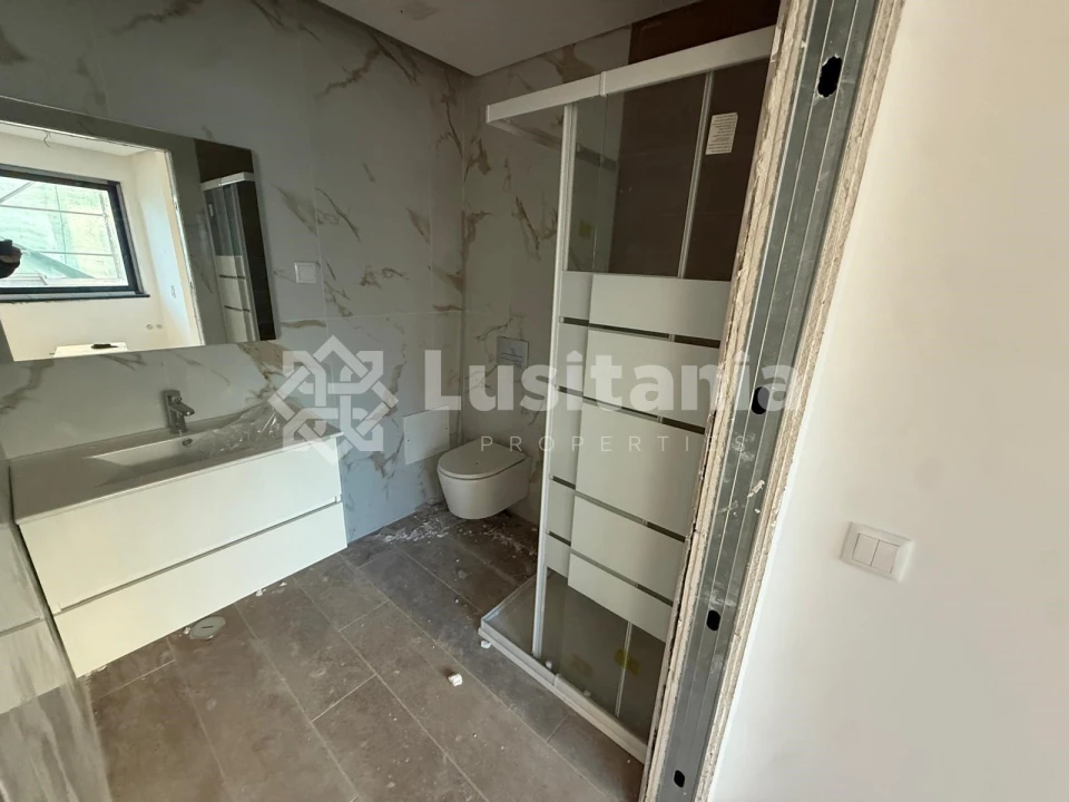 Apartamento T30 para Venda em Faro (Sé e São Pedro) Foto 11