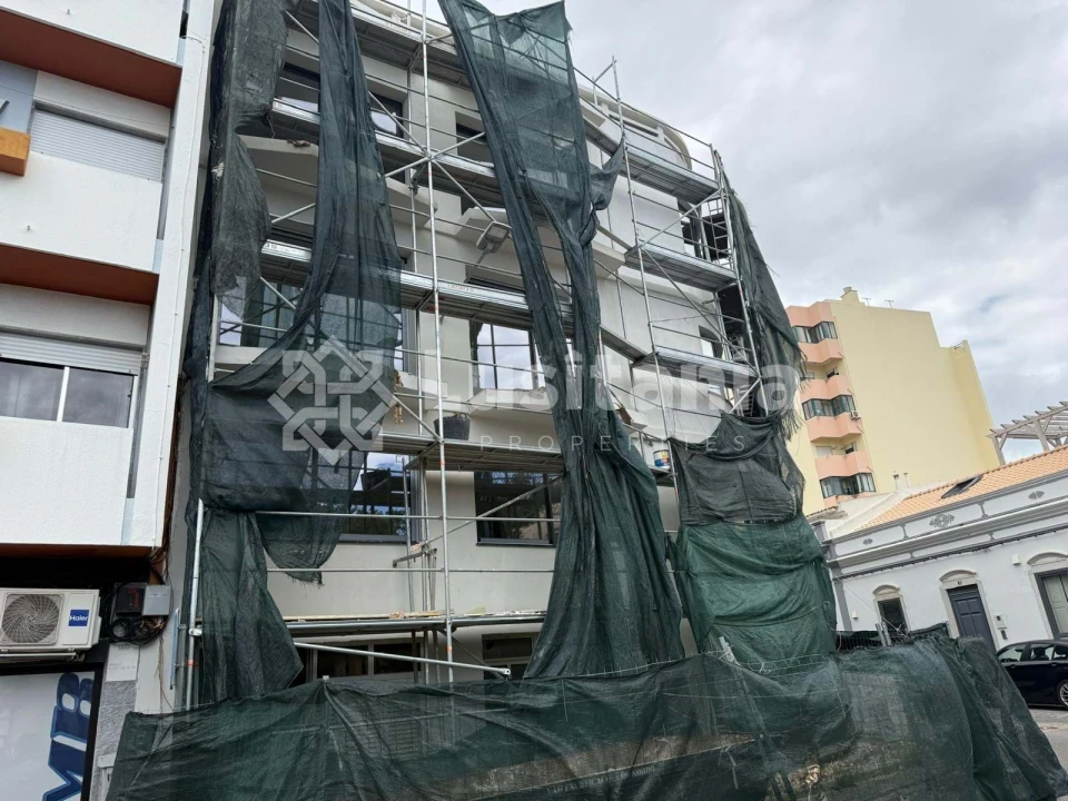 Apartamento T30 para Venda em Faro (Sé e São Pedro) Foto 2