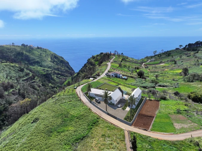 Moradia T3 para Venda em Fajã da Ovelha Foto 15