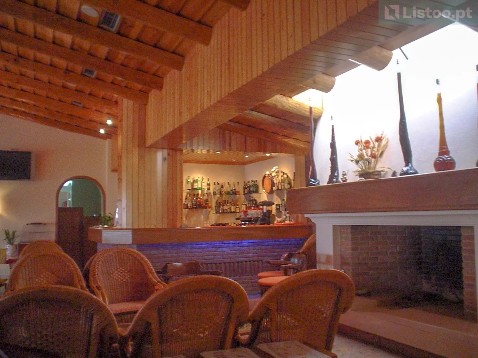 Negócio para Venda em Porches Foto 9