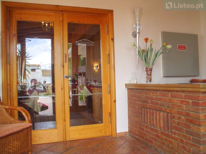 Negócio para Venda em Porches Foto 8