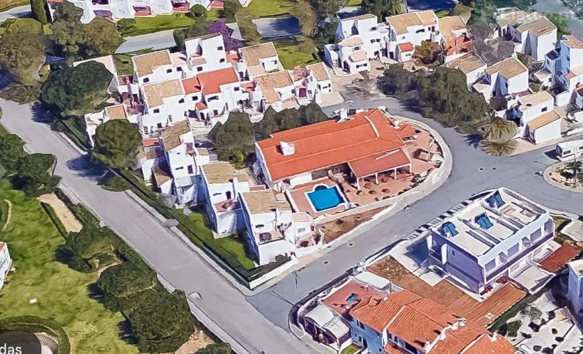 Negócio para Venda em Porches Foto 21