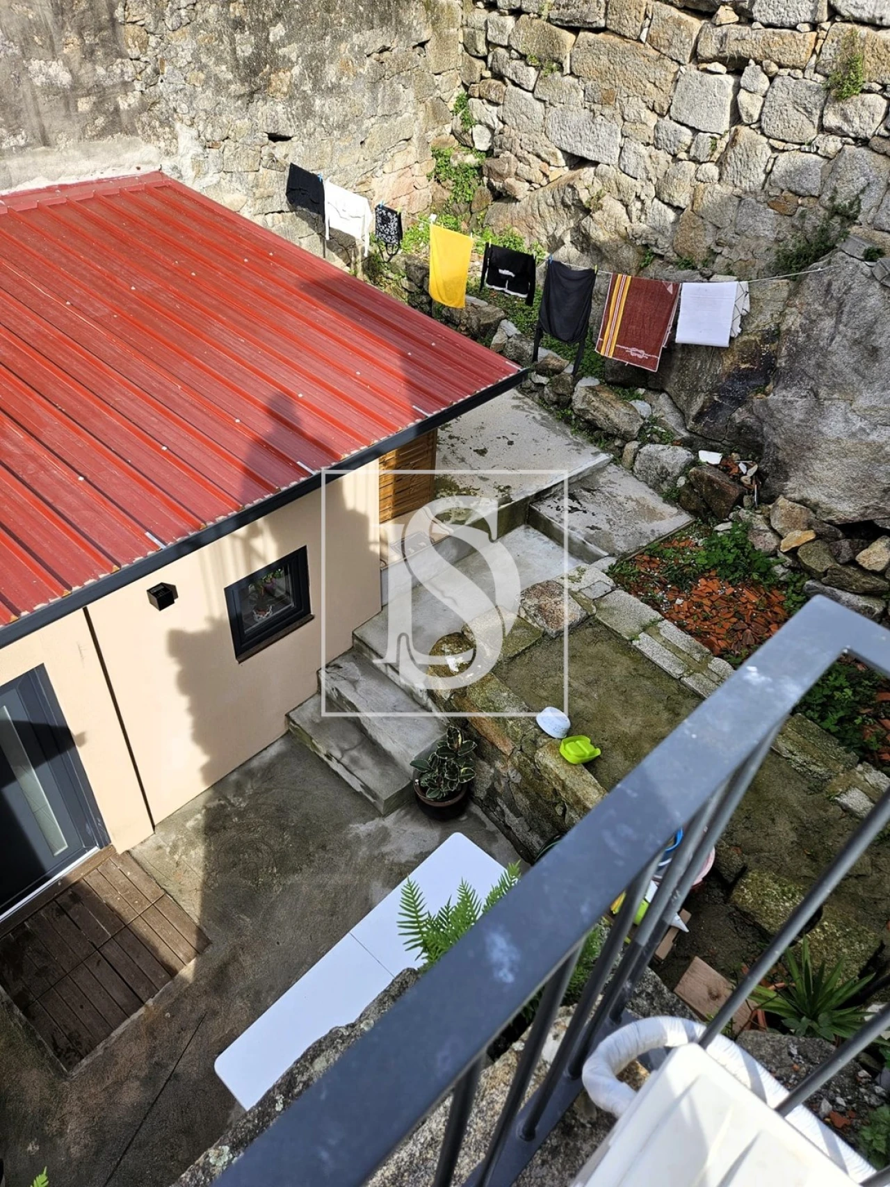 Moradia T1 para Venda em Paranhos Foto 3