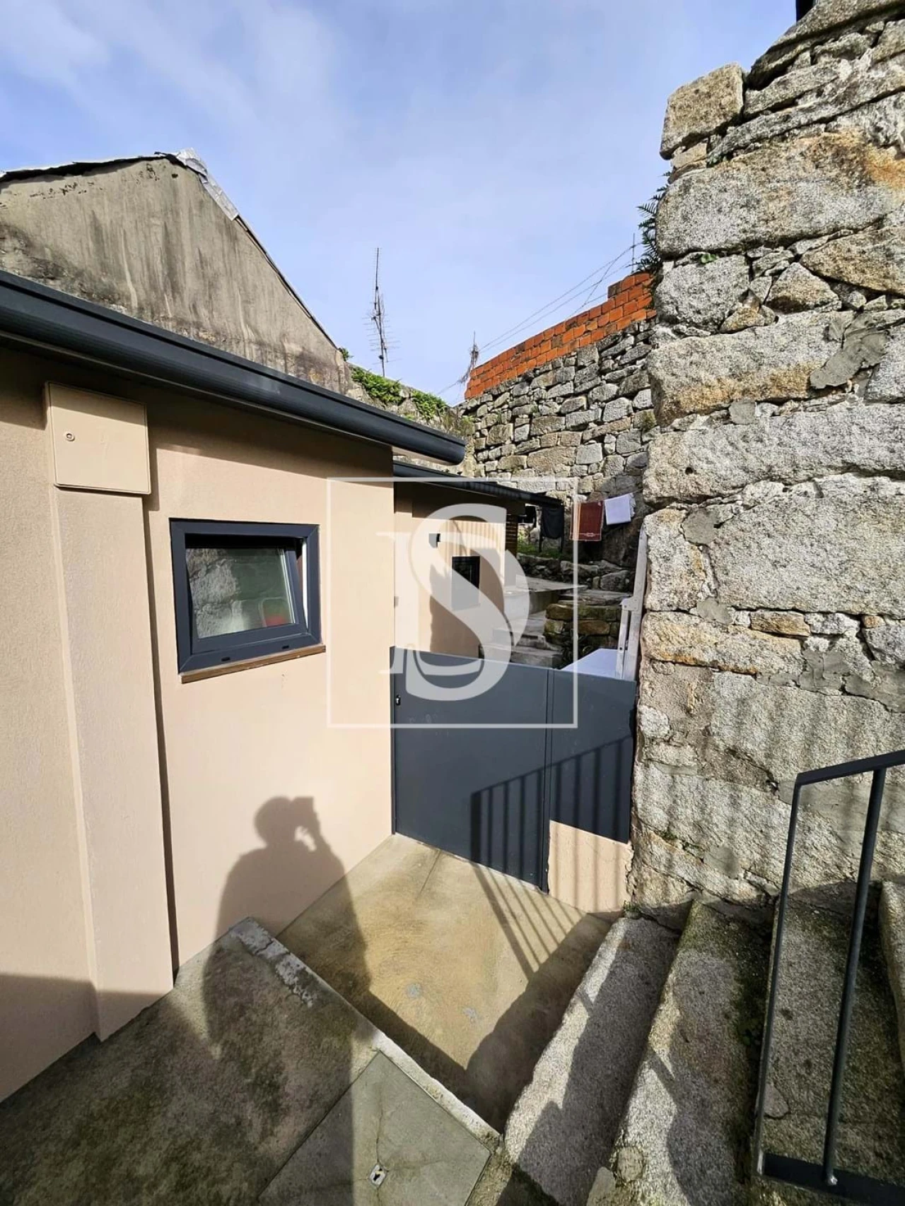 Moradia T1 para Venda em Paranhos Foto 8