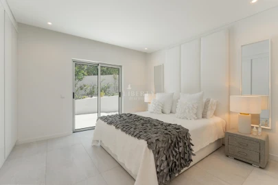 Moradia T5 para Venda em Almancil