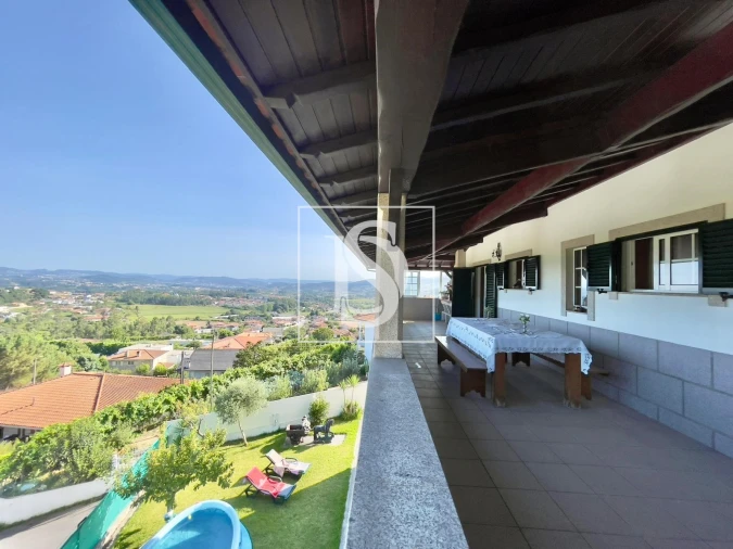 Moradia T5 para Venda em Longos Foto 5