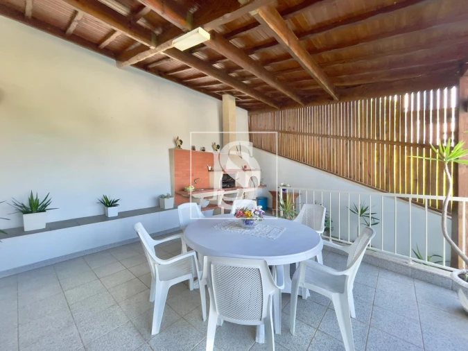 Moradia T5 para Venda em Longos Foto 4