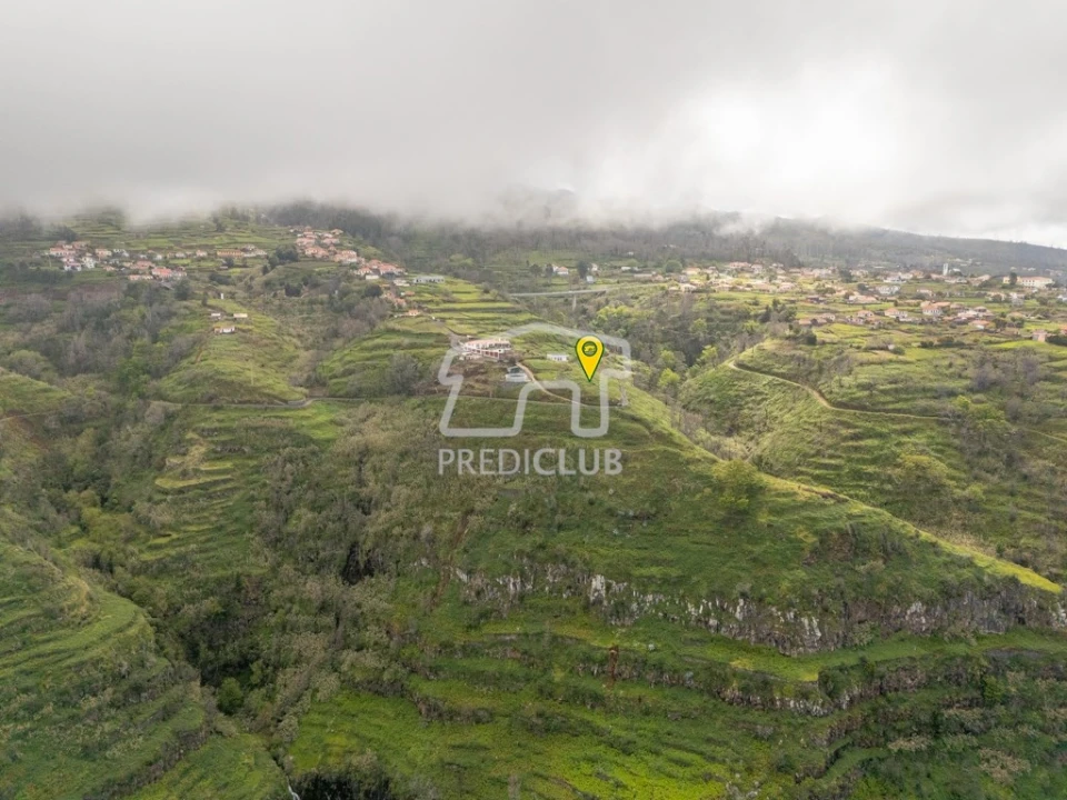 Terreno para Venda em Fajã da Ovelha Foto 4