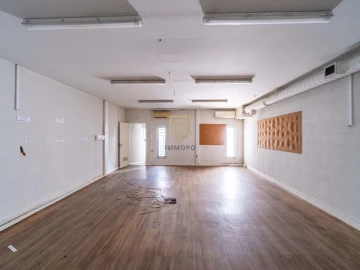 Loja para Arrendamento em Cedofeita, Santo Ildefonso, Sé, Miragaia, São Nicolau e Vitória