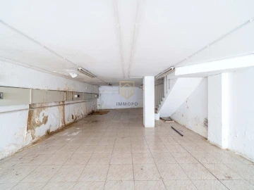 Loja para Arrendamento em Cedofeita, Santo Ildefonso, Sé, Miragaia, São Nicolau e Vitória