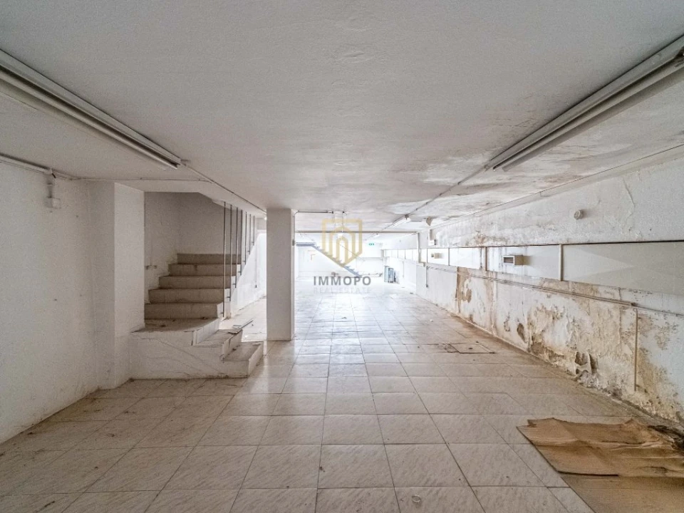 Loja para Arrendamento em Cedofeita, Santo Ildefonso, Sé, Miragaia, São Nicolau e Vitória Foto 16