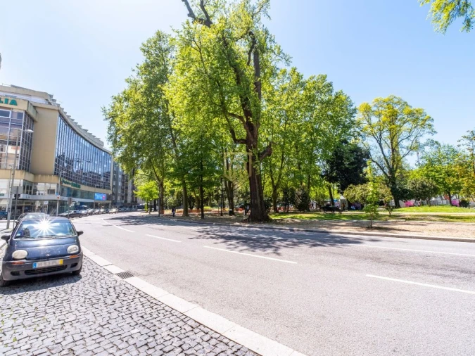 Loja para Arrendamento em Cedofeita, Santo Ildefonso, Sé, Miragaia, São Nicolau e Vitória Foto 2
