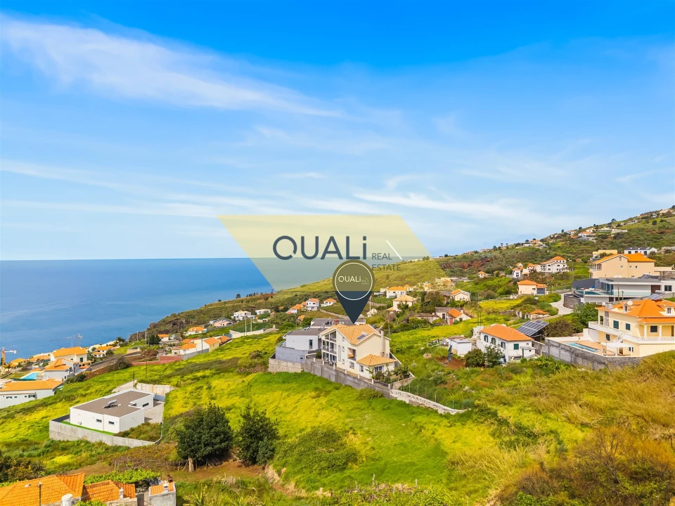 Moradia T4 para Venda em Estreito da Calheta Foto 52