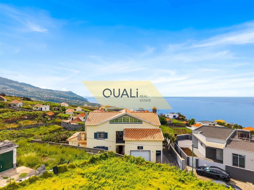 Moradia T4 para Venda em Estreito da Calheta Foto 45