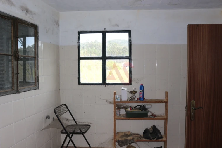 Moradia T2 para Venda em Fervença Foto 10