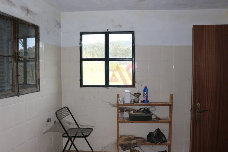 Moradia T2 para Venda em Fervença Foto 10