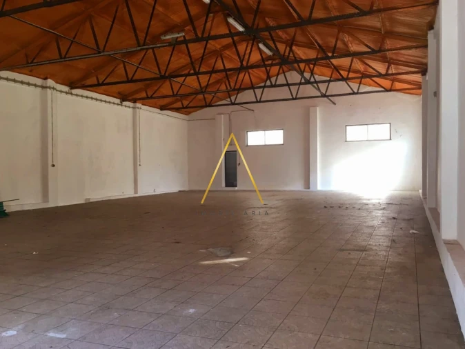 Armazém para Venda em Rio de Loba Foto 1