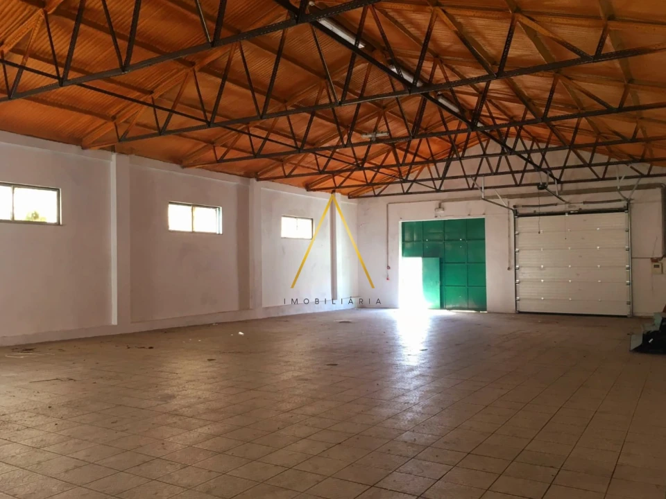 Armazém para Venda em Rio de Loba Foto 1