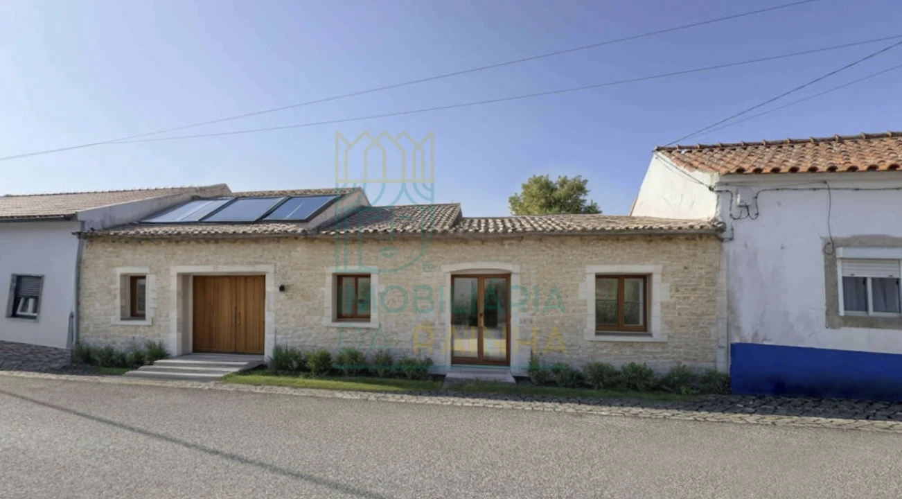 Moradia T2 para Venda em Vau Foto 2