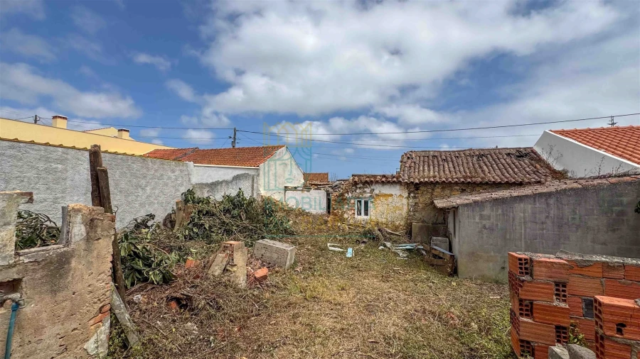 Moradia T2 para Venda em Vau Foto 4