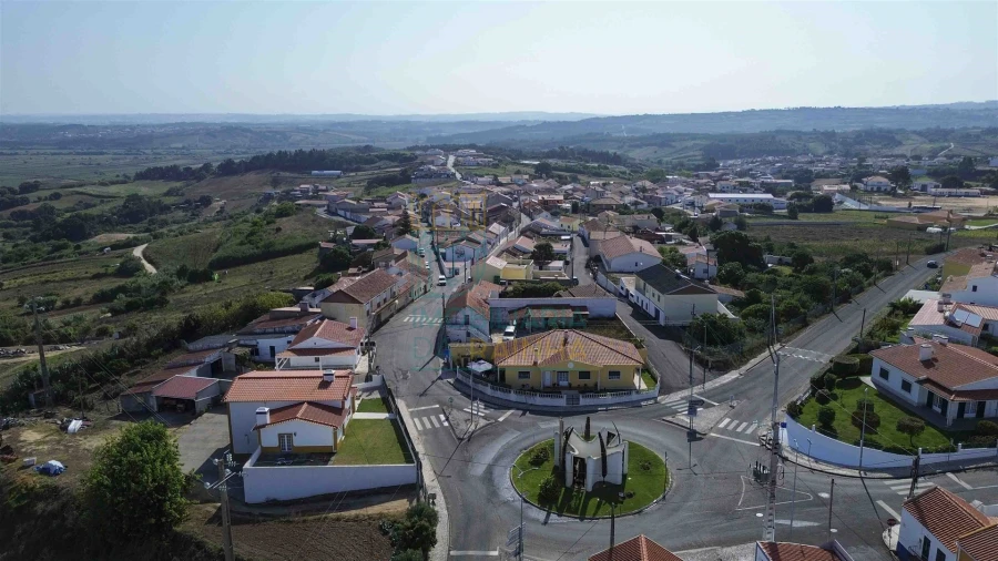 Moradia T2 para Venda em Vau Foto 14