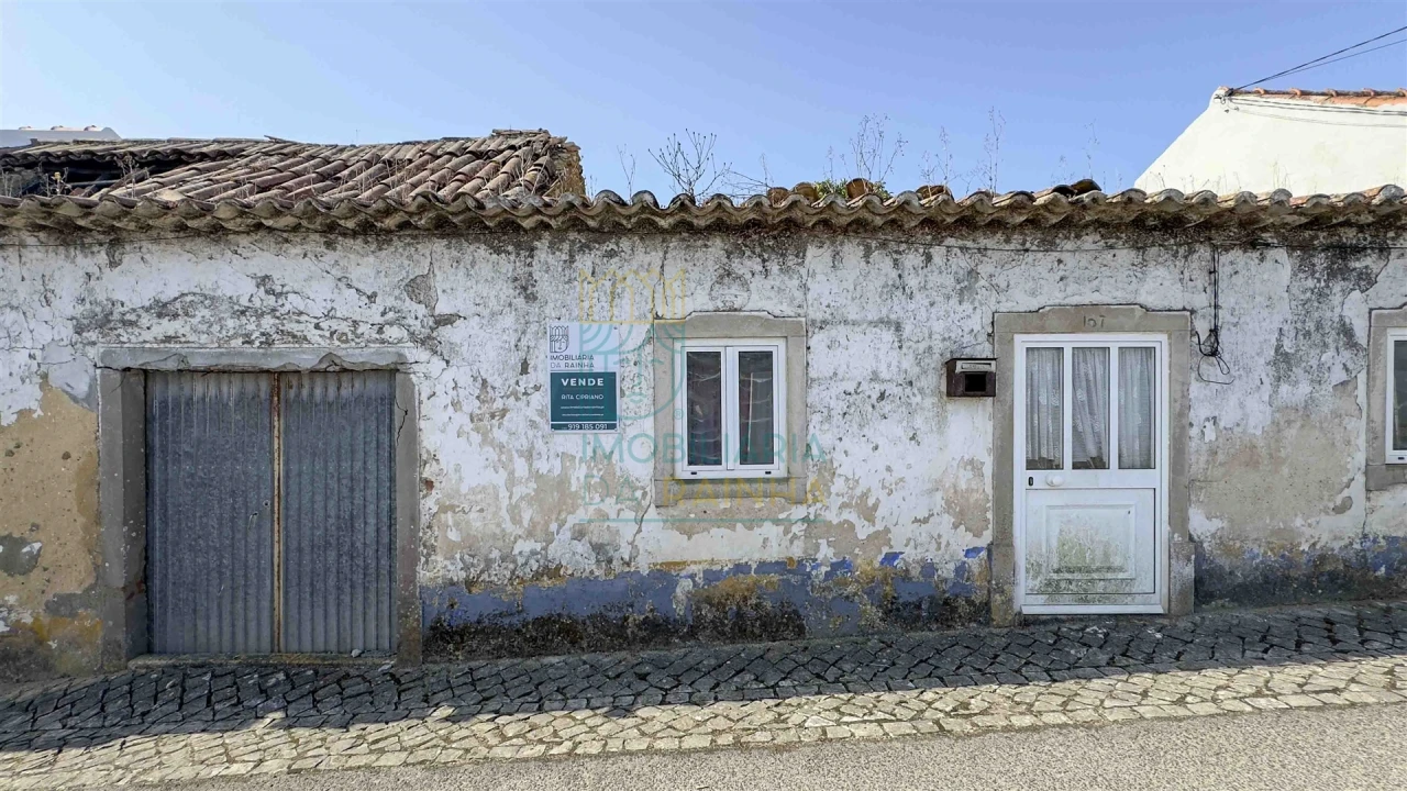 Moradia T2 para Venda em Vau Foto 1