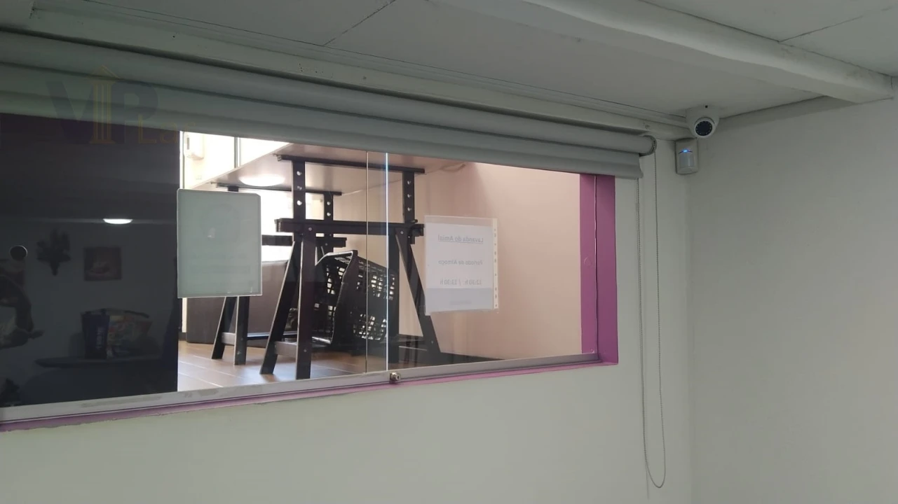 Loja para Trespasse em Paranhos Foto 6