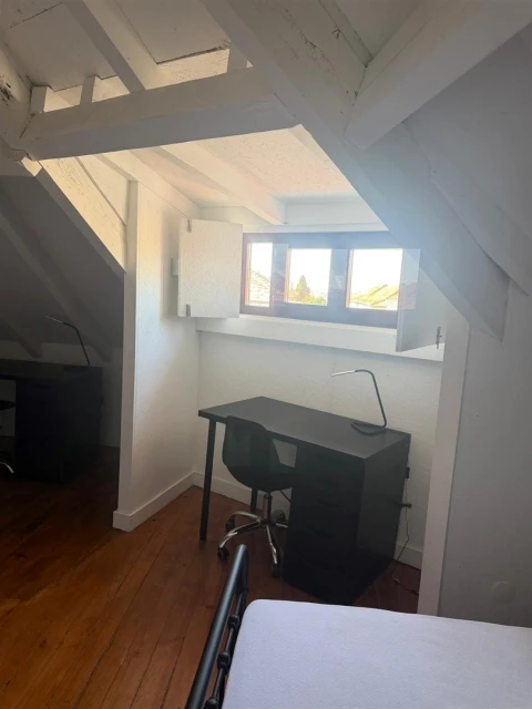 Quarto para Arrendamento em Paranhos