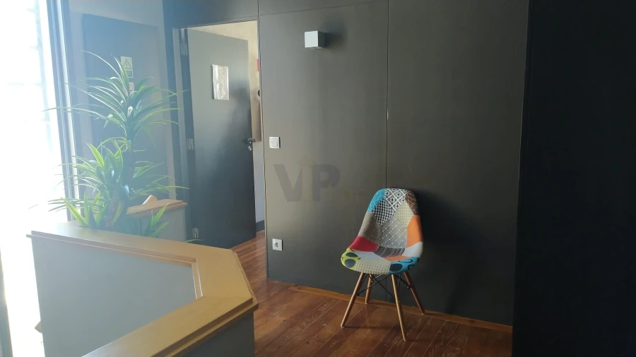 Quarto para Arrendamento em Paranhos Foto 16