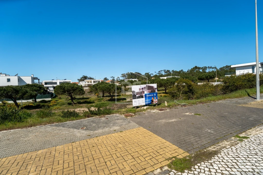 Terreno para Venda em Pataias e Martingança Foto 1