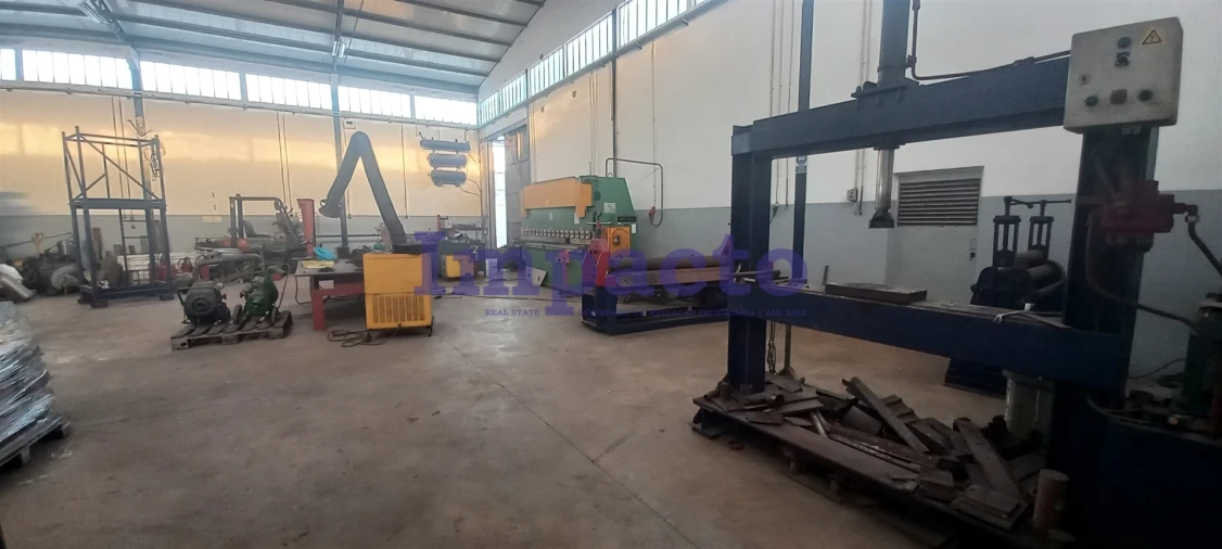 Armazém para Venda em Gafanha da Encarnação Foto 7