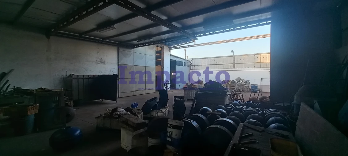 Armazém para Venda em Gafanha da Encarnação Foto 12