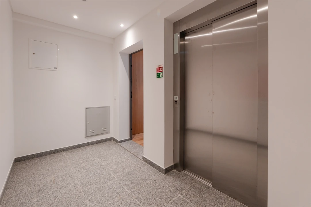 Apartamento T3 para Venda em Alcabideche Foto 7