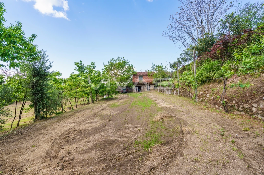 Terreno para Venda em Sande, Vilarinho, Barros e Gomide Foto 10