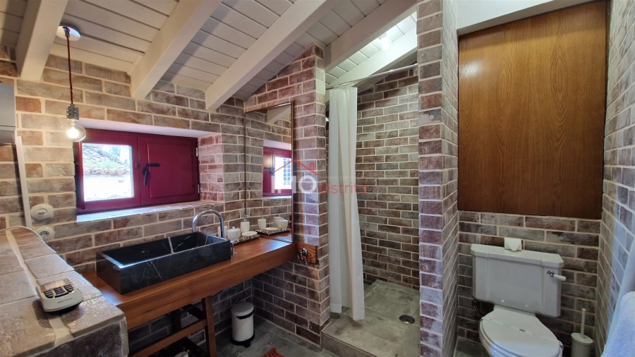 Moradia T1 para Venda em Santa Maria da Devesa Foto 11