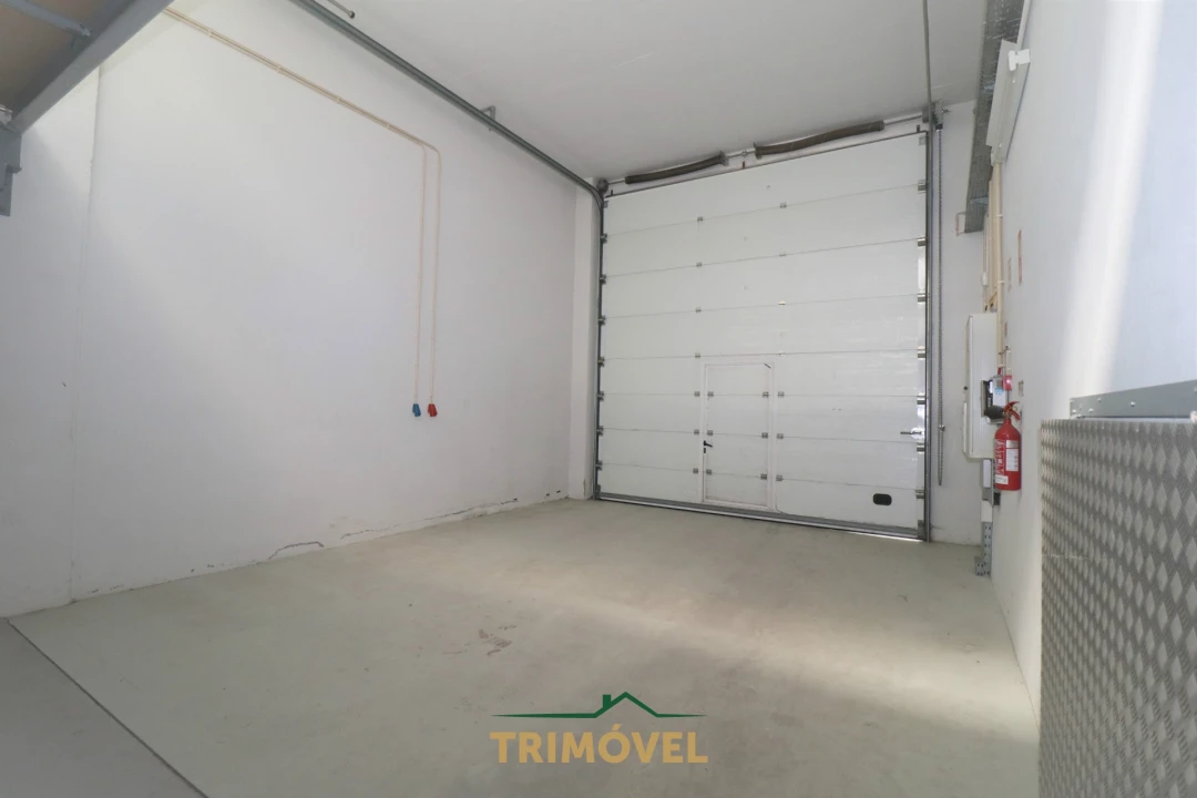 Negócio para Arrendamento em Nogueira do Cravo e Pindelo Foto 3