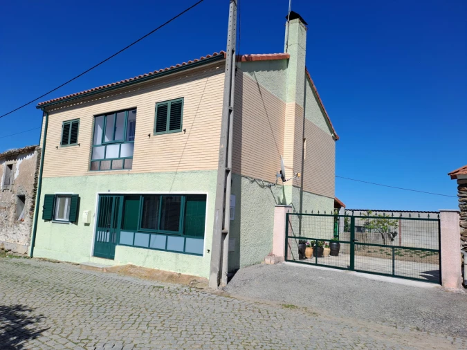 Moradia T4 para Venda em Sendim e Atenor Foto 5