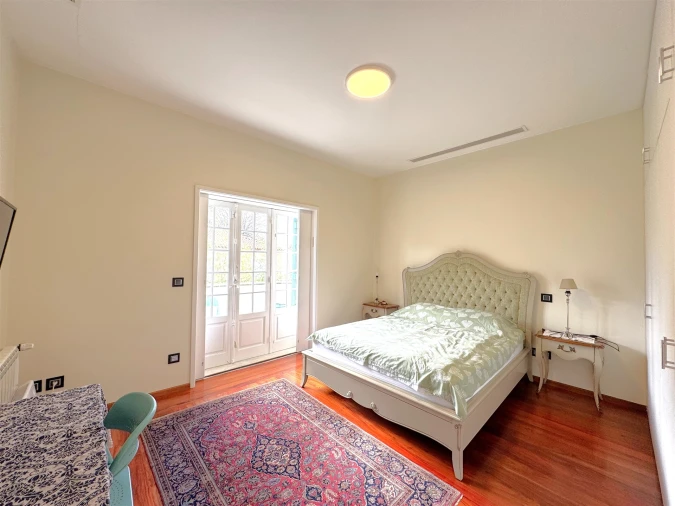 Moradia T7 para Venda em Lordelo do Ouro e Massarelos Foto 38