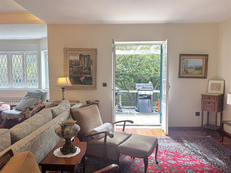 Moradia T7 para Venda em Lordelo do Ouro e Massarelos Foto 16