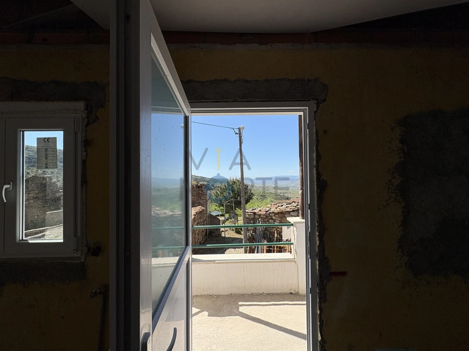 Moradia T0 para Venda em Vilares de Vilariça Foto 9